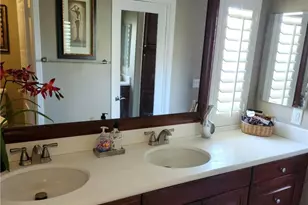 19512 Laroda Ln, Saugus, CA 91350 - Photo 7