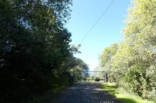 27 Dancing Wind Dr, Oroville, CA 95966 - Photo 3