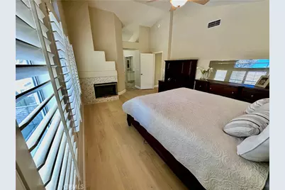 27448 Bridgewater Drive, Valencia, CA 91354 - Photo 25