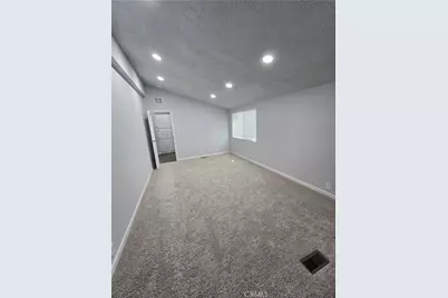 21214 Seep Willow Way, Canyon Country, CA 91351 - Photo 27