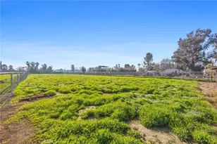7519 Man O War St, Bakersfield, CA 93307 - Photo 41