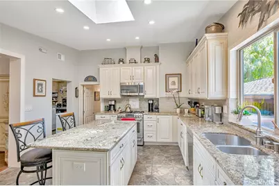 1126 Katherine Road, Simi Valley, CA 93063 - Photo 15