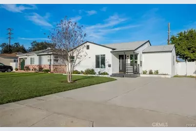 1484 N Clybourn Avenue, Burbank, CA 91505 - Photo 1