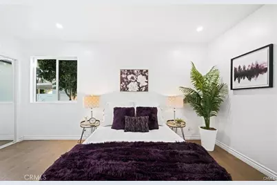 1484 N Clybourn Avenue, Burbank, CA 91505 - Photo 9