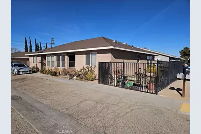 45019 Division Street, Lancaster, CA 93535 - Photo 1