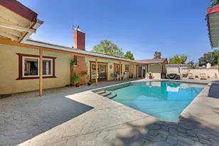 23714 Lawnside Dr, Newhall, CA 91321 - Photo 37