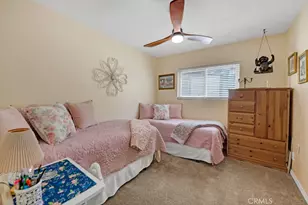 23714 Lawnside Dr, Newhall, CA 91321 - Photo 25