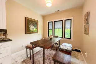 542 N Kilkea Dr, Los Angeles, CA 90048 - Photo 11