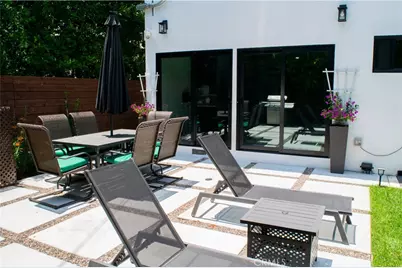 542 N Kilkea Drive, Los Angeles, CA 90048 - Photo 59