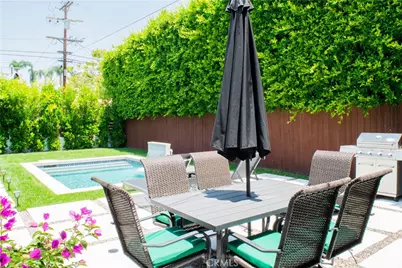 542 N Kilkea Drive, Los Angeles, CA 90048 - Photo 1