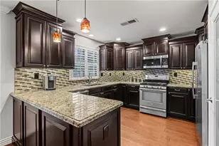 28725 Ponderosa St, Castaic, CA 91384 - Photo 13