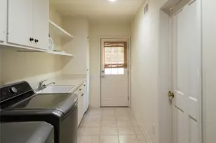 5250 Scott Robertson Rd, Hidden Hills, CA 91302 - Photo 11