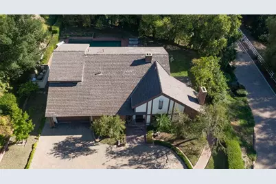 5250 Scott Robertson Road, Hidden Hills, CA 91302 - Photo 23