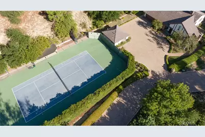 5250 Scott Robertson Road, Hidden Hills, CA 91302 - Photo 31