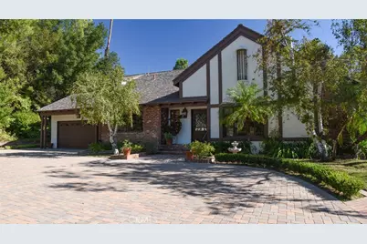 5250 Scott Robertson Road, Hidden Hills, CA 91302 - Photo 33