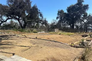 388 E Pentagon St, Altadena, CA 91001 - Photo 1