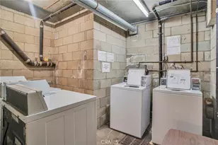 1207 N Columbus Ave, Glendale, CA 91202 - Photo 9