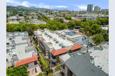 1207 N Columbus Avenue, Glendale, CA 91202 - Photo 3