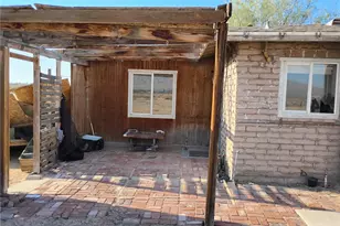 48444 Memorial Dr, Newberry Springs, CA 92365 - Photo 11