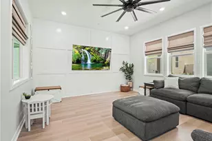 27717 Knoll View Pl, Valencia, CA 91381 - Photo 3