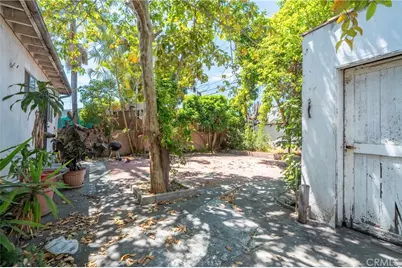 2439 California Street, Walnut Park, CA 90255 - Photo 29