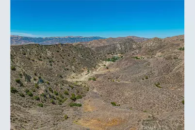 29701 Jackson Street, Castaic, CA 91384 - Photo 7