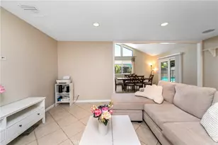 1524 Casarin Ave, Simi Valley, CA 93065 - Photo 19