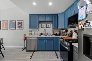 16623 Shinedale Dr, Canyon Country, CA 91387 - Photo 11