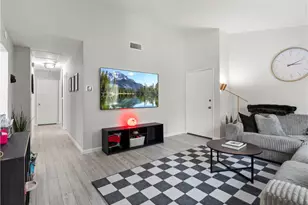 16623 Shinedale Dr, Canyon Country, CA 91387 - Photo 7