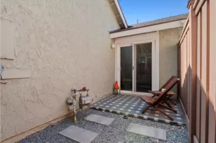 16623 Shinedale Dr, Canyon Country, CA 91387 - Photo 23