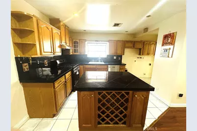 22427 Vanowen Street, West Hills, CA 91307 - Photo 7