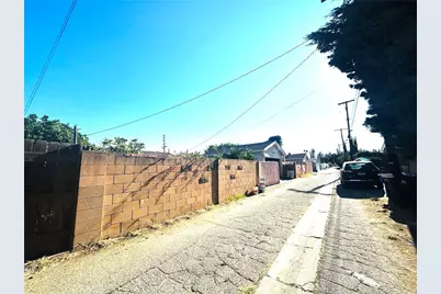 22427 Vanowen Street, West Hills, CA 91307 - Photo 25