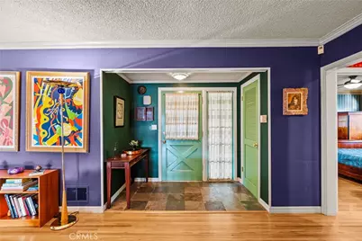 9548 Cedros Avenue, Panorama City, CA 91402 - Photo 7