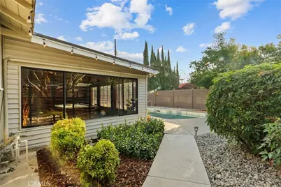 9548 Cedros Avenue, Panorama City, CA 91402 - Photo 29