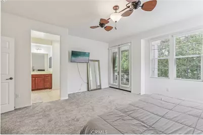 28519 Pietro Drive, Valencia, CA 91354 - Photo 17
