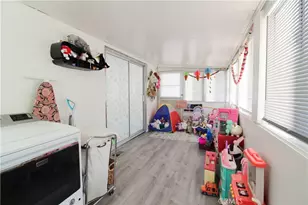 11401 Topanga Canyon Blvd, Chatsworth, CA 91311 - Photo 19