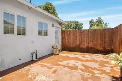 7434 Nestle Avenue, Reseda, CA 91335 - Photo 29