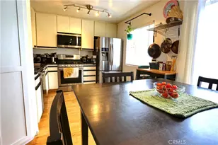 7702 Via Napoli, Burbank, CA 91504 - Photo 11