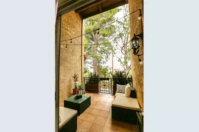 7702 Via Napoli #66, Burbank, CA 91504 - Photo 17