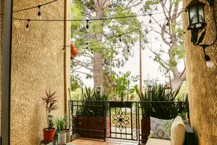 7702 Via Napoli, Burbank, CA 91504 - Photo 17