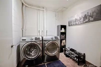 7702 Via Napoli #66, Burbank, CA 91504 - Photo 7