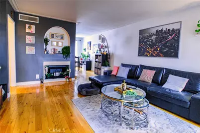 7702 Via Napoli #66, Burbank, CA 91504 - Photo 9