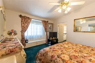 11465 Fox Hollow Ln, Pacoima, CA 91331 - Photo 11