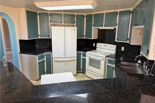 18901 Pinehurst Pl, Tehachapi, CA 93561 - Photo 5