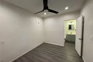 24389 La Glorita Cir, Newhall, CA 91321 - Photo 19