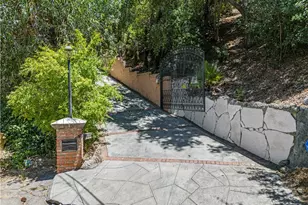 3540 N Knoll Dr, Los Angeles, CA 90068 - Photo 39