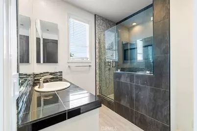 5633 Newcastle Ln, Calabasas, CA 91302 - Photo 33