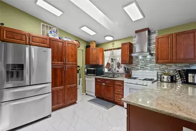 36200 Paradise Ranch #1, Castaic, CA 91384 - Photo 7