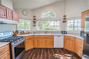 20073 Edgewater Dr, Canyon Country, CA 91351 - Photo 3