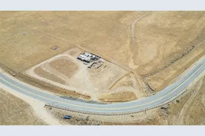 120 Fairmont Road, Lancaster, CA 93536 - Photo 3